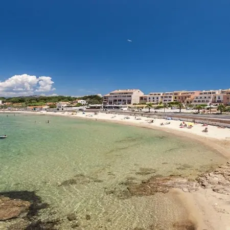Maison De 50 M2 A 400 M Plage Et Piscine *