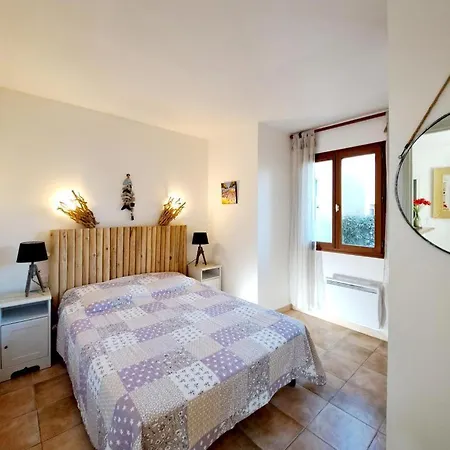Feriehus Maison De 50 M2 A 400 M Plage Et Piscine